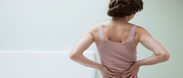 Osteochondrosis ti ọpa ẹhin ni obirin kan