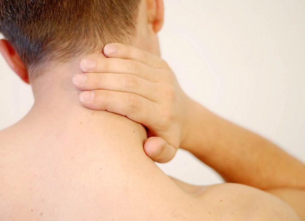 irora irora pẹlu osteochondrosis cervical
